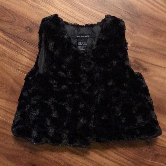 Calvin Klein Other - Calvin Klein Faux Fur Vest